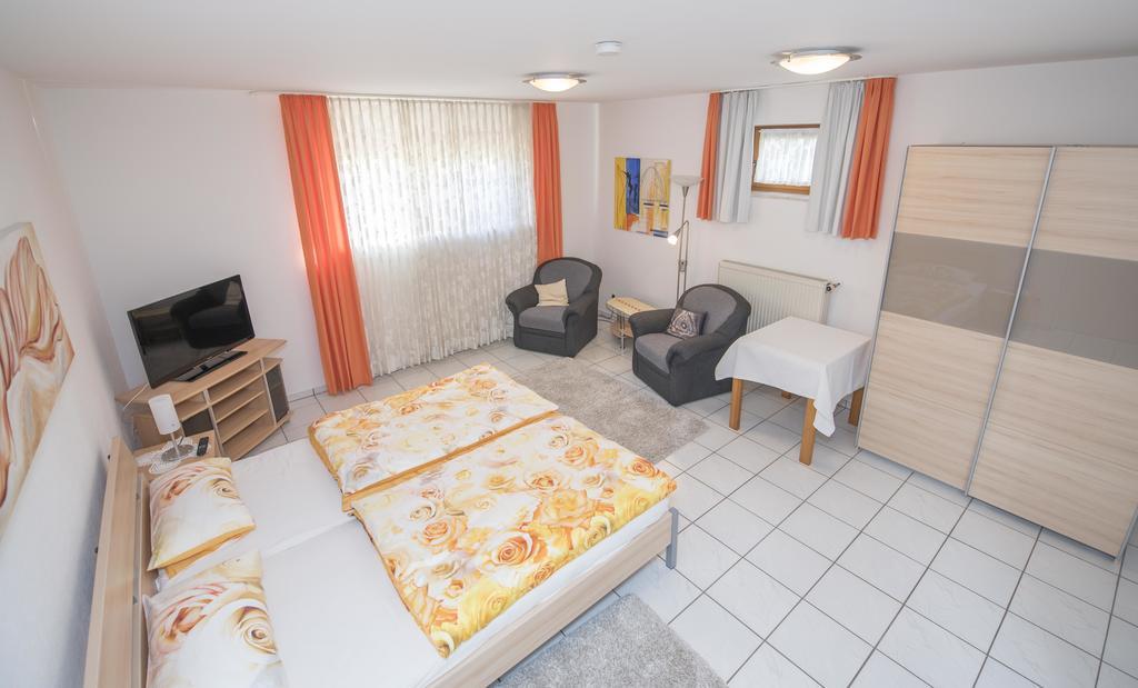 Haus Elfriede Hotel Konz Luaran gambar